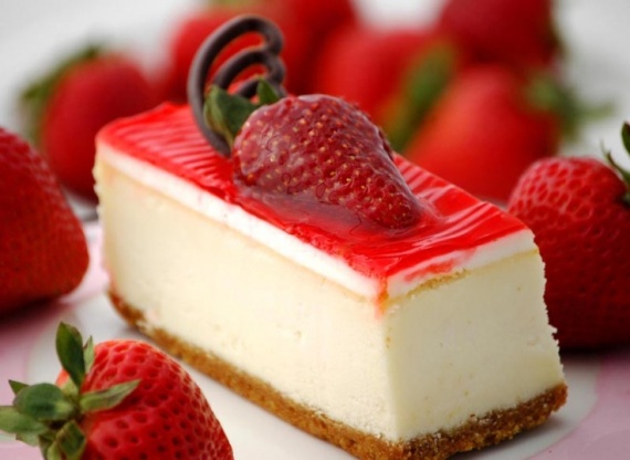 "Cheesecake Photography" captured by John Graf