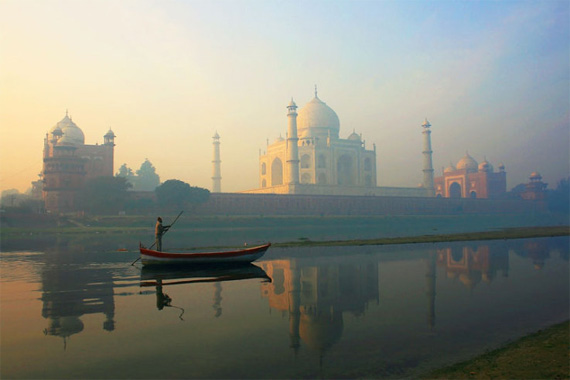 travel-photography2 "Taj mahal sunrise" captured by Dean McGill