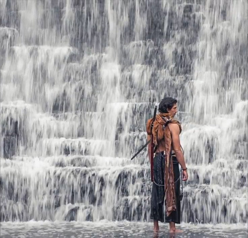 environmental portraiture with waterfalls