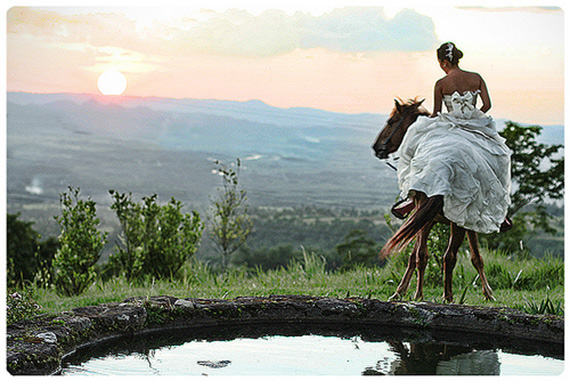 "Sunset Bride" captured by Julius Sabelino. (Click image to see more from Julius Sabelino.)