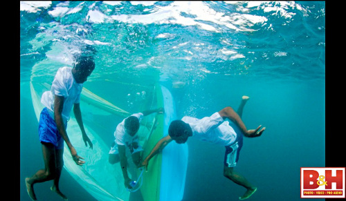 boat underwater