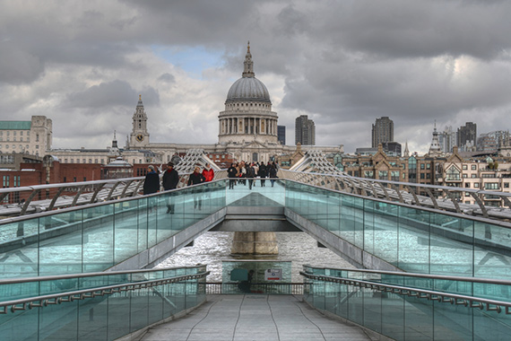 "The Millennium Footbridge" captured by Robin Brittain. (Click image to see more from Robin Brittain.)
