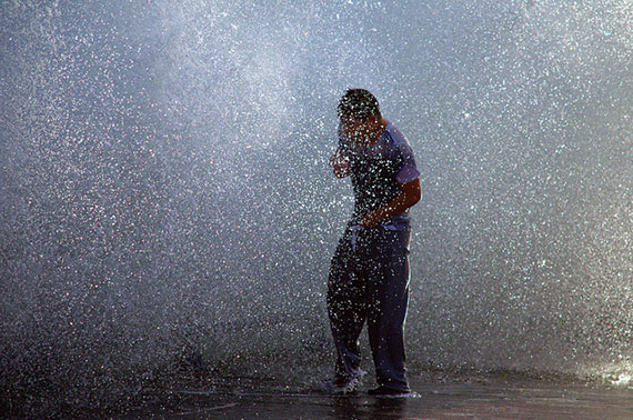 fast shutter speed water photo