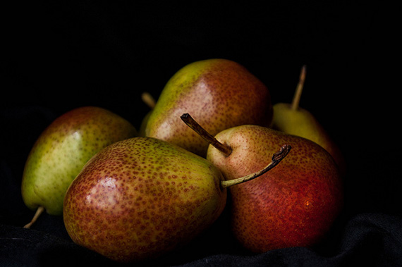 pears still life