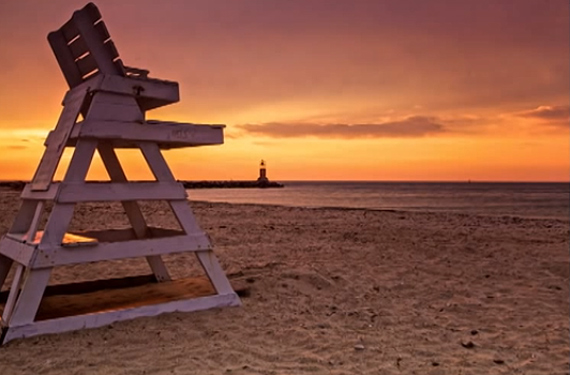 beach lifeguard tower ocean sea lighthouse