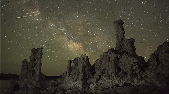 milky way timelapse