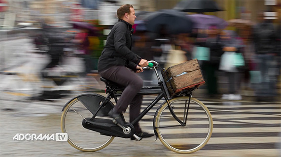 cyclist panning shot