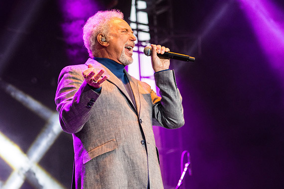 tom jones concert photo