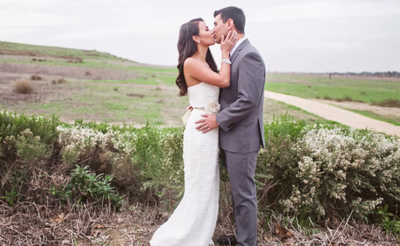 wedding photo, bride and groom kissing