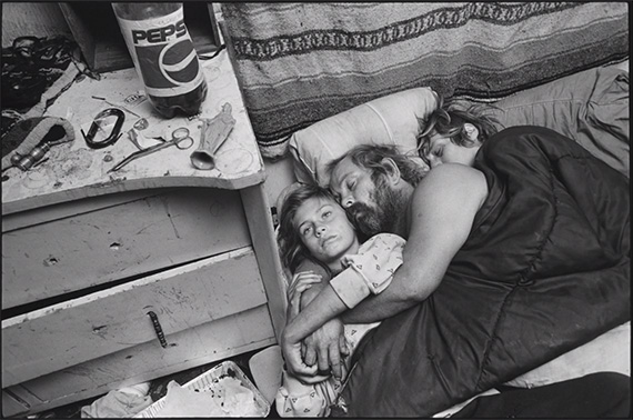 What Makes an Iconic Image?