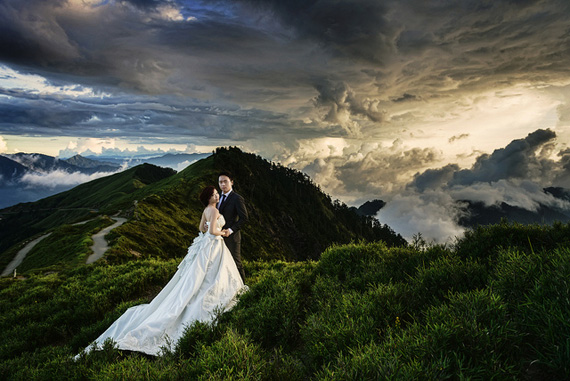 amazing landscape wedding