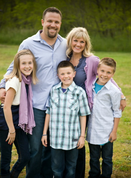 mom outfit clothing dress complementary matching beautiful confident mother