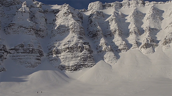 svalbard mountains photo