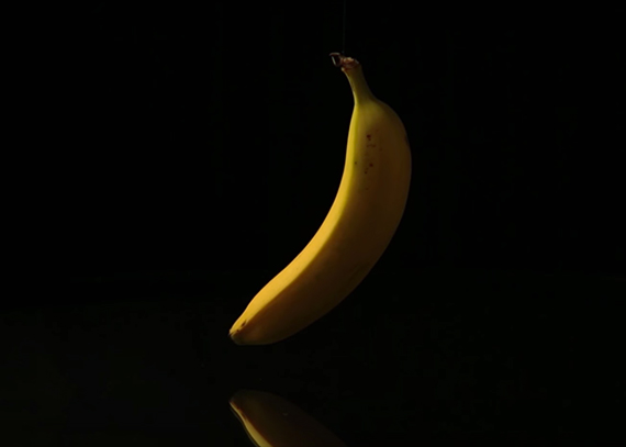 banana with soft light