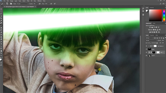 add the green reflection for light saber