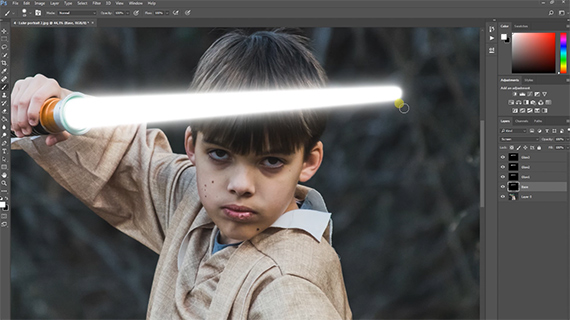 how to create a light saber in Photoshop 