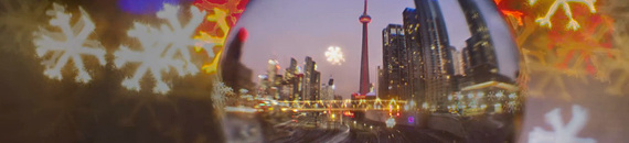 Stunning Timelapse for the Holiday Season Captured Through a Snow Globe