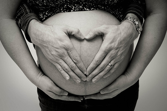 pregnant belly photos