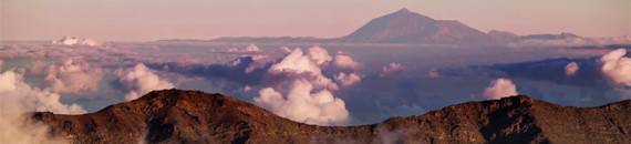 Timelapse Photography of the Active Skies over La Palma