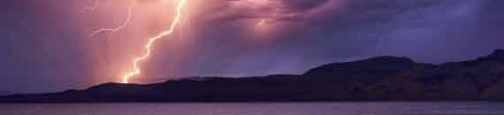 Interesting Photo of the Day: Powerful Lightning Storm in Oregon Desert