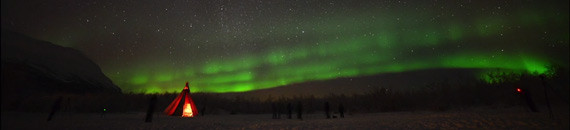 Watch Timelapse Photographers Capture Northern Lights Over Sweden