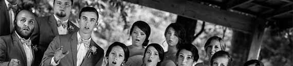 Wedding Photographer Falls But Manages to Capture Priceless Reactions on Camera