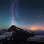 Interesting Photo of the Day: Photographer Creates “Starcano” Over Oregon