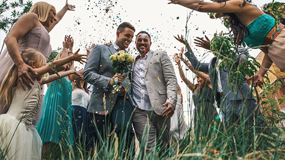 wedding confetti photo