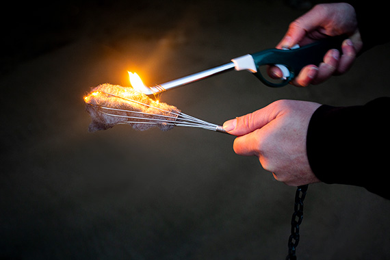 how to light steel wool for spinning