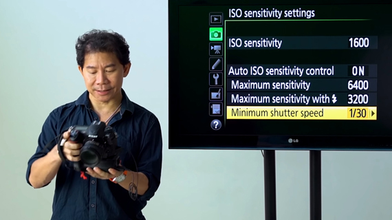 ISO sensitivity settings in Nikon