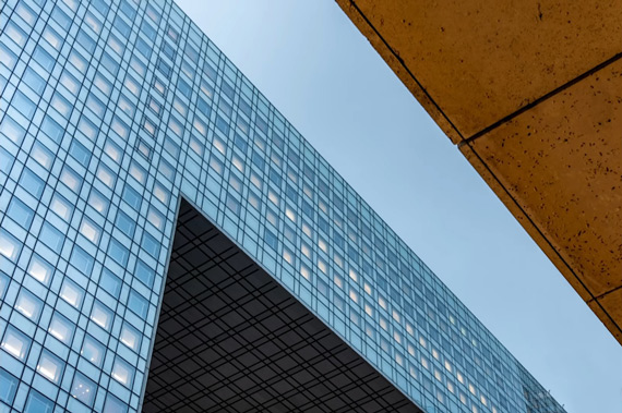 solid lines in architecture photography