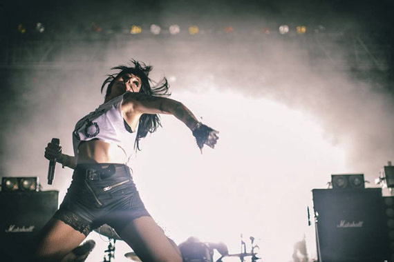 Sleigh-Bells-Gov-Ball-NYC-50mm