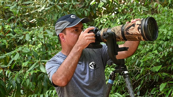 using a tripod to locate subject