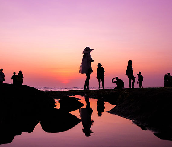 silhouettes are a powerful tool in photography