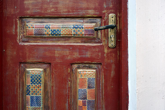 photographing door composition tips