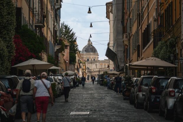 The “Compression Corridor” Trick for City Photography