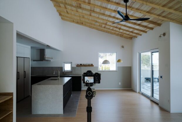 The Easiest Photography Niches to Monetize Without Being “The Best”